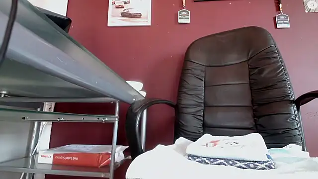 riverside197575 online show from February 8, 12:58 pm