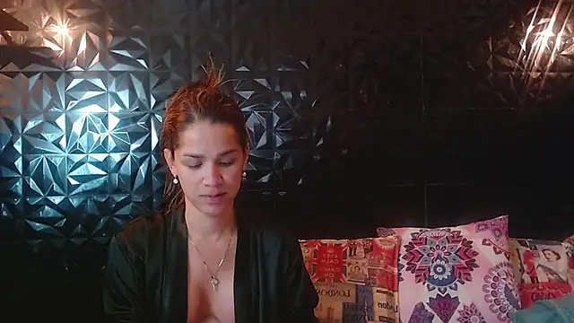 PINK  LOLA1 online show from April 5, 4:46 pm