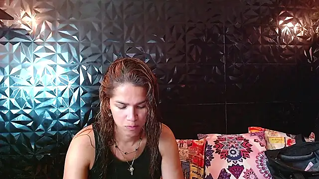 PINK  LOLA1 online show from March 16, 11:29 pm