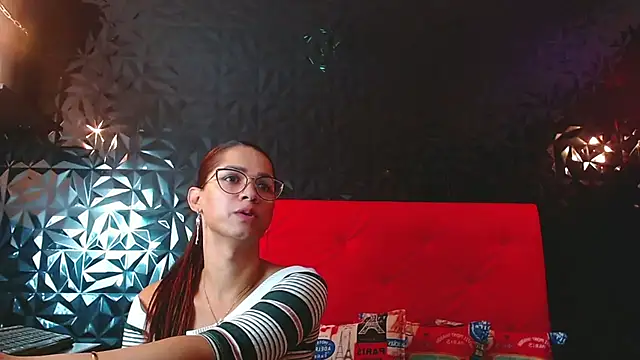 Snapshot of PINK__LOLA1 chatting on February 17, 11:43 pm PINK LOLA1 online show from February 17, 11:43 pm