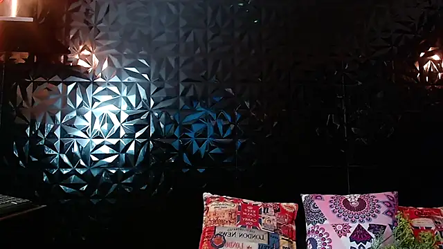 Snapshot of PINK__LOLA1 chatting on September 9, 11:47 pm PINK LOLA1 online show from September 9, 11:47 pm