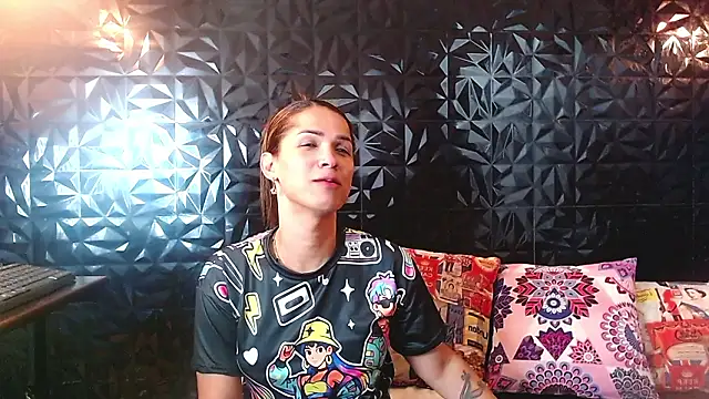 PINK  LOLA1 online show from March 12, 11:31 pm