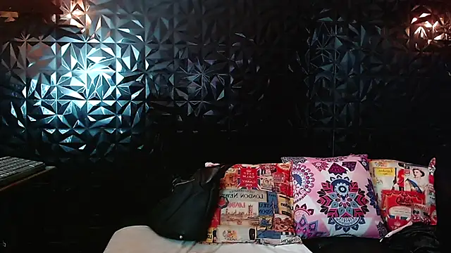 Snapshot of PINK__LOLA1 chatting on October 12, 12:45 am PINK LOLA1 online show from October 12, 12:45 am
