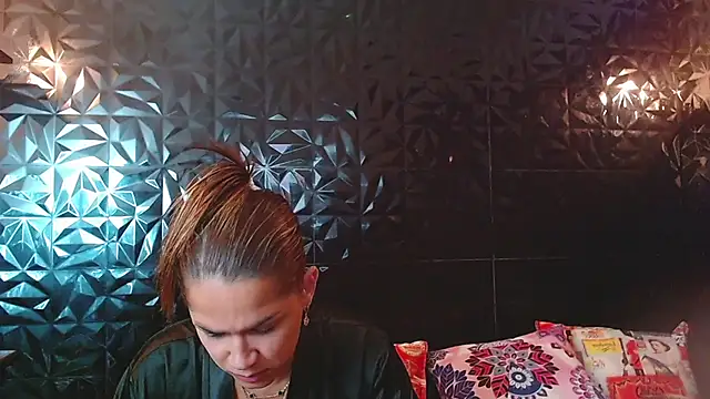 PINK  LOLA1 online show from March 8, 2:04 am