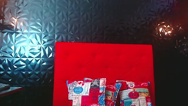 Snapshot of PINK__LOLA1 chatting on March 9, 3:11 am PINK LOLA1 online show from March 9, 3:11 am