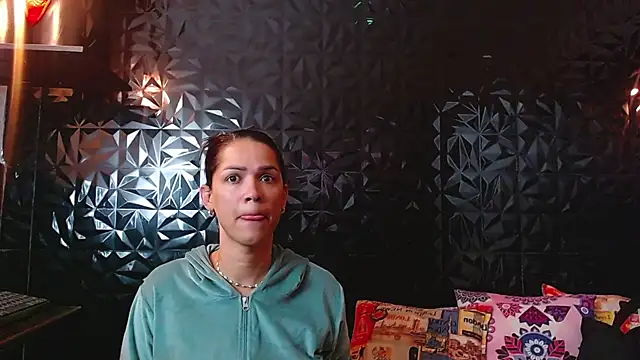 Snapshot of PINK__LOLA1 chatting on October 9, 12:55 am PINK LOLA1 online show from October 9, 12:55 am