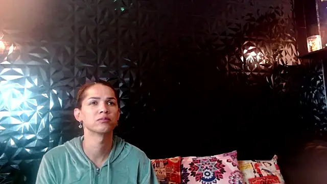 PINK  LOLA1 online show from March 14, 2:34 pm