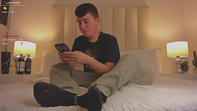 Snapshot of the_little_cody chatting on September 11, 7:36 pm the little cody online show from September 11, 7:36 pm