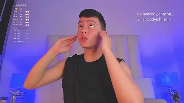 Snapshot of the_little_cody chatting on March 6, 7:43 pm the little cody online show from March 6, 7:43 pm