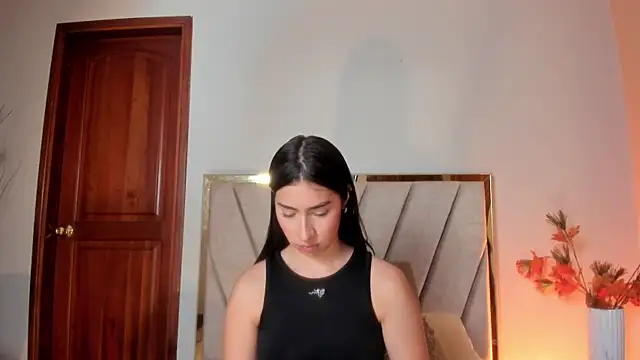 Christy Sea online show from December 17, 6:35 pm