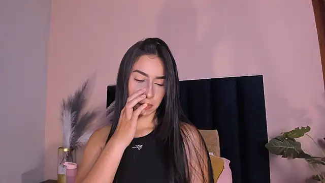 Christy Sea online show from March 7, 12:43 pm