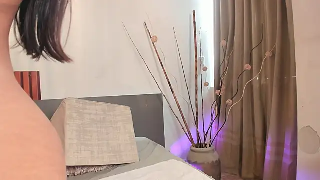 Christy Sea online show from May 11, 2:45 pm