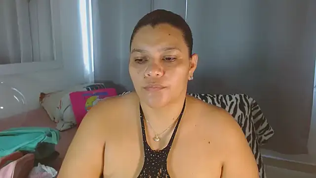 Snapshot of Selenna01 chatting on March 11, 12:50 pm Selenna01 online show from March 11, 12:50 pm