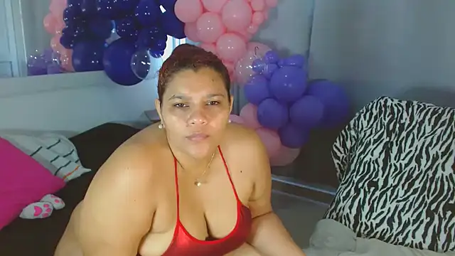 Snapshot of Selenna01 chatting on March 4, 2:10 pm Selenna01 online show from March 4, 2:10 pm