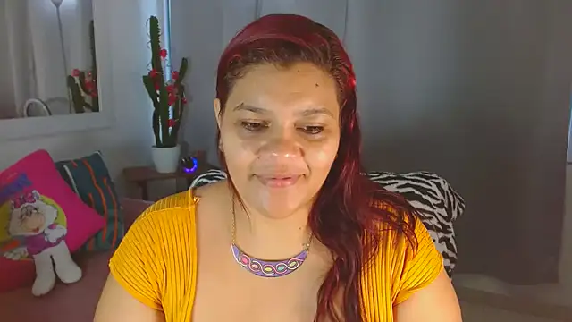 Snapshot of Selenna01 chatting on February 23, 12:27 pm Selenna01 online show from February 23, 12:27 pm