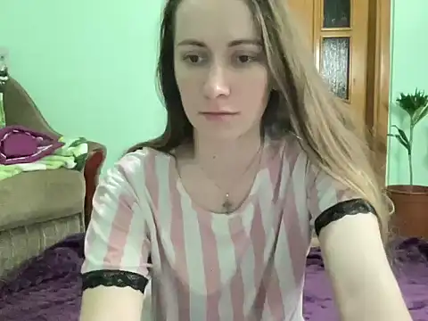 Snapshot of AngelTough20 chatting on October 6, 9:59 pm AngelTough20 online show from October 6, 9:59 pm