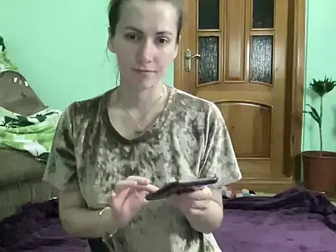 Snapshot of AngelTough20 chatting on October 8, 9:59 pm AngelTough20 online show from October 8, 9:59 pm