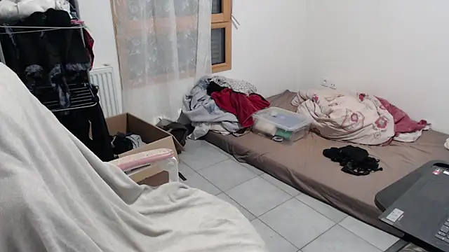 missthon0 online show from November 10, 11:48 am