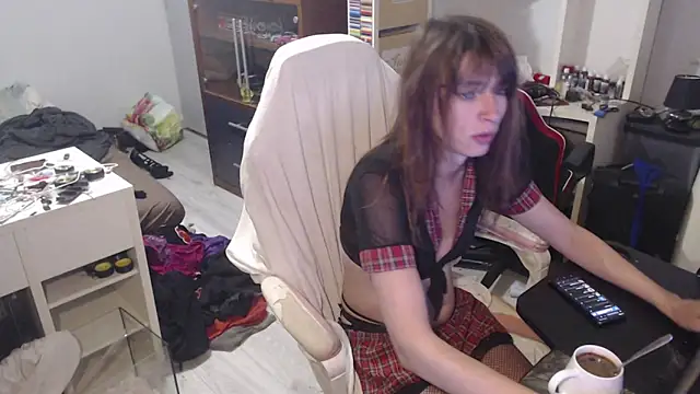 missthon0 online show from May 10, 8:51 am