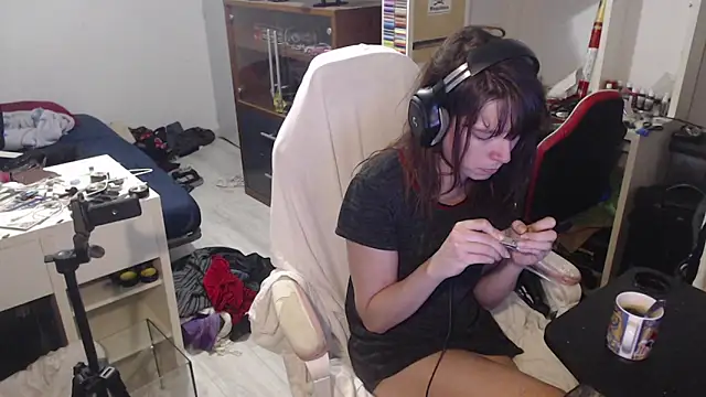 missthon0 online show from April 4, 9:49 am