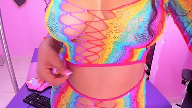 MATURE WHOR33 online show from February 4, 11:38 am