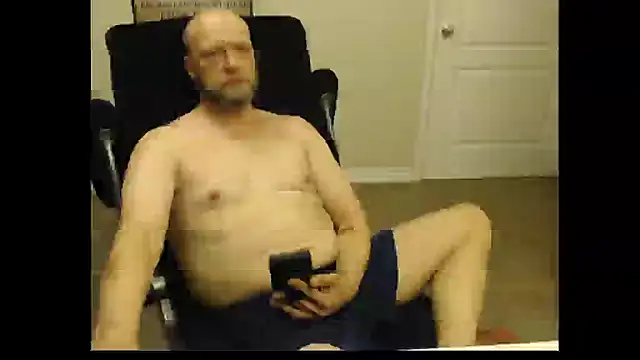 daveletsplay online show from November 24, 5:02 pm