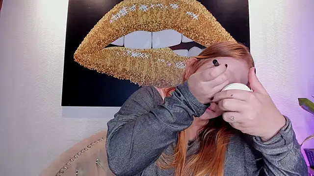 hannamartinn online show from October 28, 3:44 pm