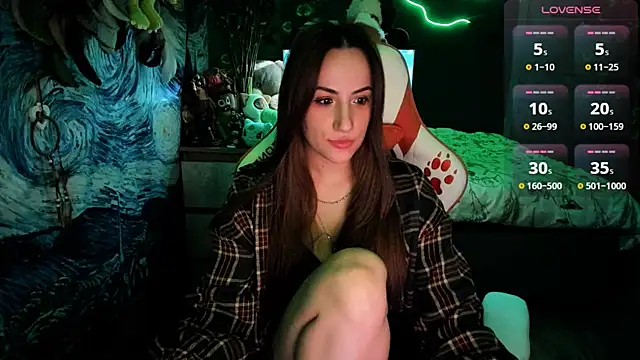Selbi Paine online show from April 5, 1:45 am