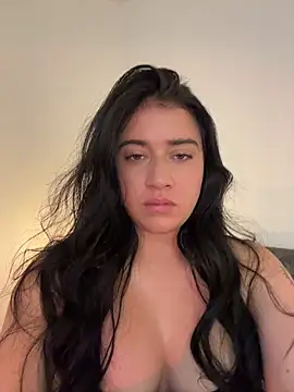 KallyMyller1 online show from May 12, 7:42 pm