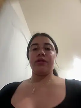 KallyMyller1 online show from April 2, 7:42 pm