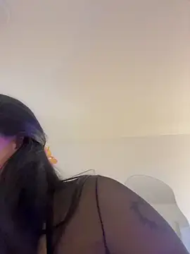 KallyMyller1 online show from April 7, 7:37 pm