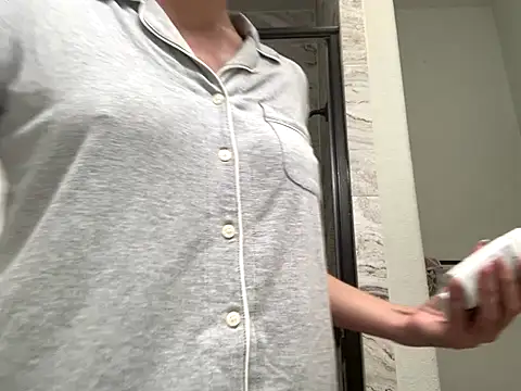 Alyssa rhoades online show from November 18, 12:37 am