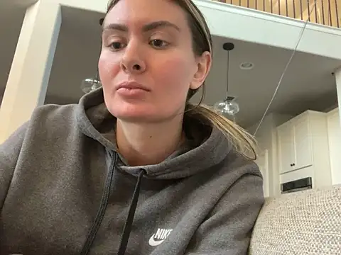 Alyssa rhoades online show from January 19, 11:10 pm