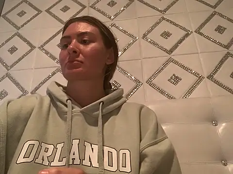 Alyssa rhoades online show from January 26, 11:39 pm