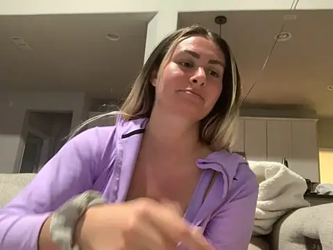 Alyssa rhoades online show from February 7, 2:50 am