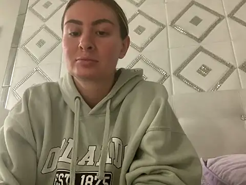 Alyssa rhoades online show from January 26, 8:13 pm
