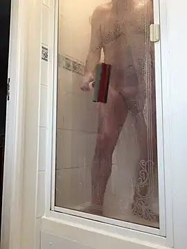 Free2cum4u online show from February 15, 11:06 am