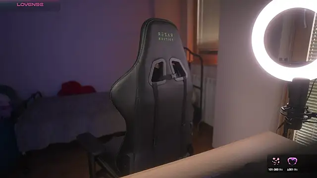 Snapshot of Emberella_ chatting on March 16, 3:39 pm Emberella online show from March 16, 3:39 pm