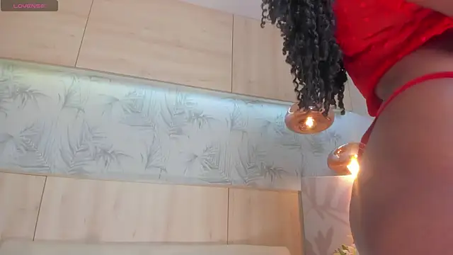 Snapshot of maryevans_ chatting on October 21, 1:10 pm maryevans online show from October 21, 1:10 pm