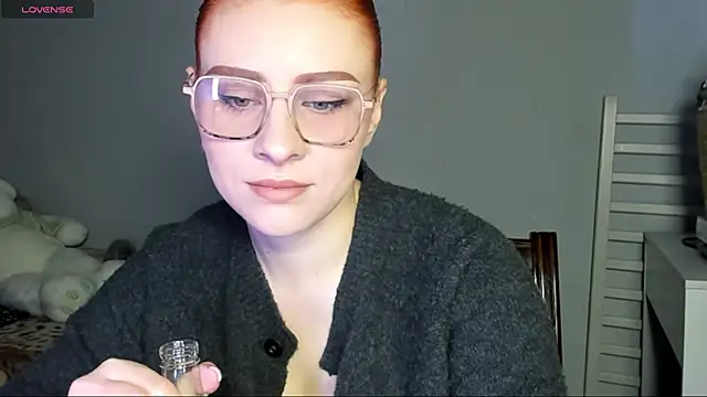 KindKristy online show from April 23, 5:14 am