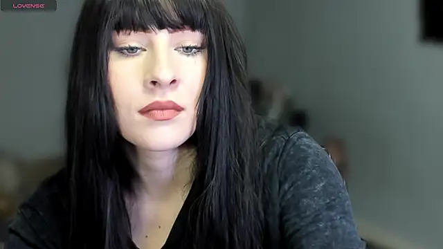 Snapshot of KindKristy chatting on June 12, 4:43 am KindKristy online show from June 12, 4:43 am