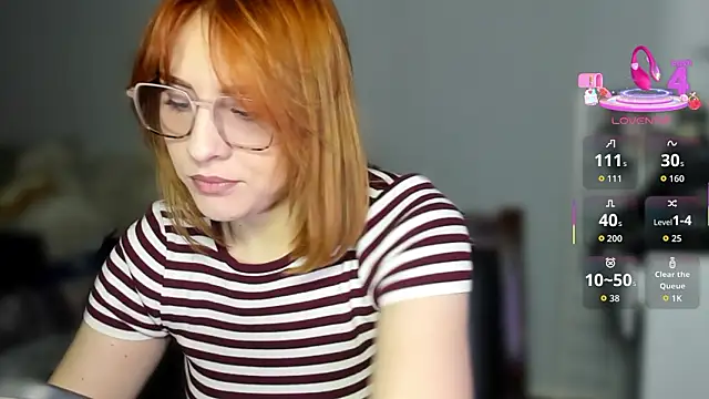 Snapshot of KindKristy chatting on February 18, 4:54 am KindKristy online show from February 18, 4:54 am