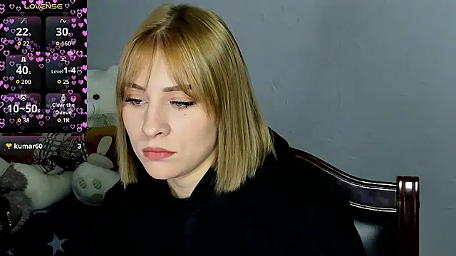 KindKristy online show from September 18, 4:48 am