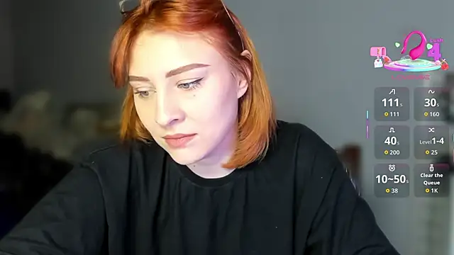 Snapshot of KindKristy chatting on February 2, 4:55 am KindKristy online show from February 2, 4:55 am