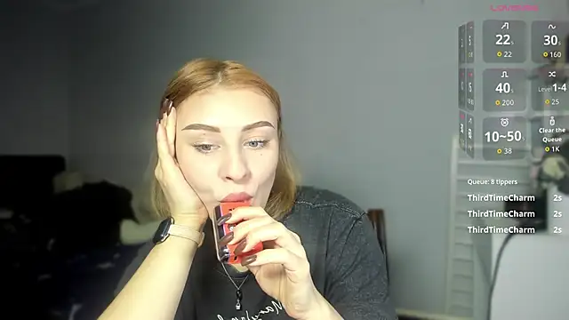 KindKristy online show from November 25, 5:30 am