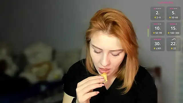 Snapshot of KindKristy chatting on January 19, 5:22 am KindKristy online show from January 19, 5:22 am