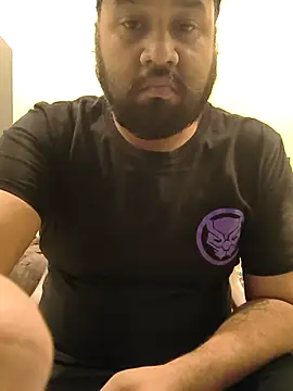 Snapshot of Harmanboy03 chatting on February 16, 6:34 am Harmanboy03 online show from February 16, 6:34 am