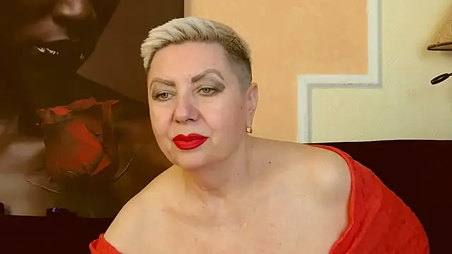 Snapshot of LadyPosh chatting on March 7, 9:38 pm LadyPosh online show from March 7, 9:38 pm