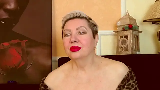 LadyPosh online show from February 12, 7:24 pm