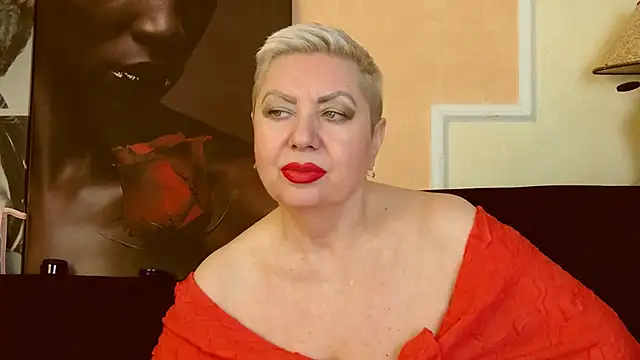 Snapshot of LadyPosh chatting on February 12, 4:54 am LadyPosh online show from February 12, 4:54 am